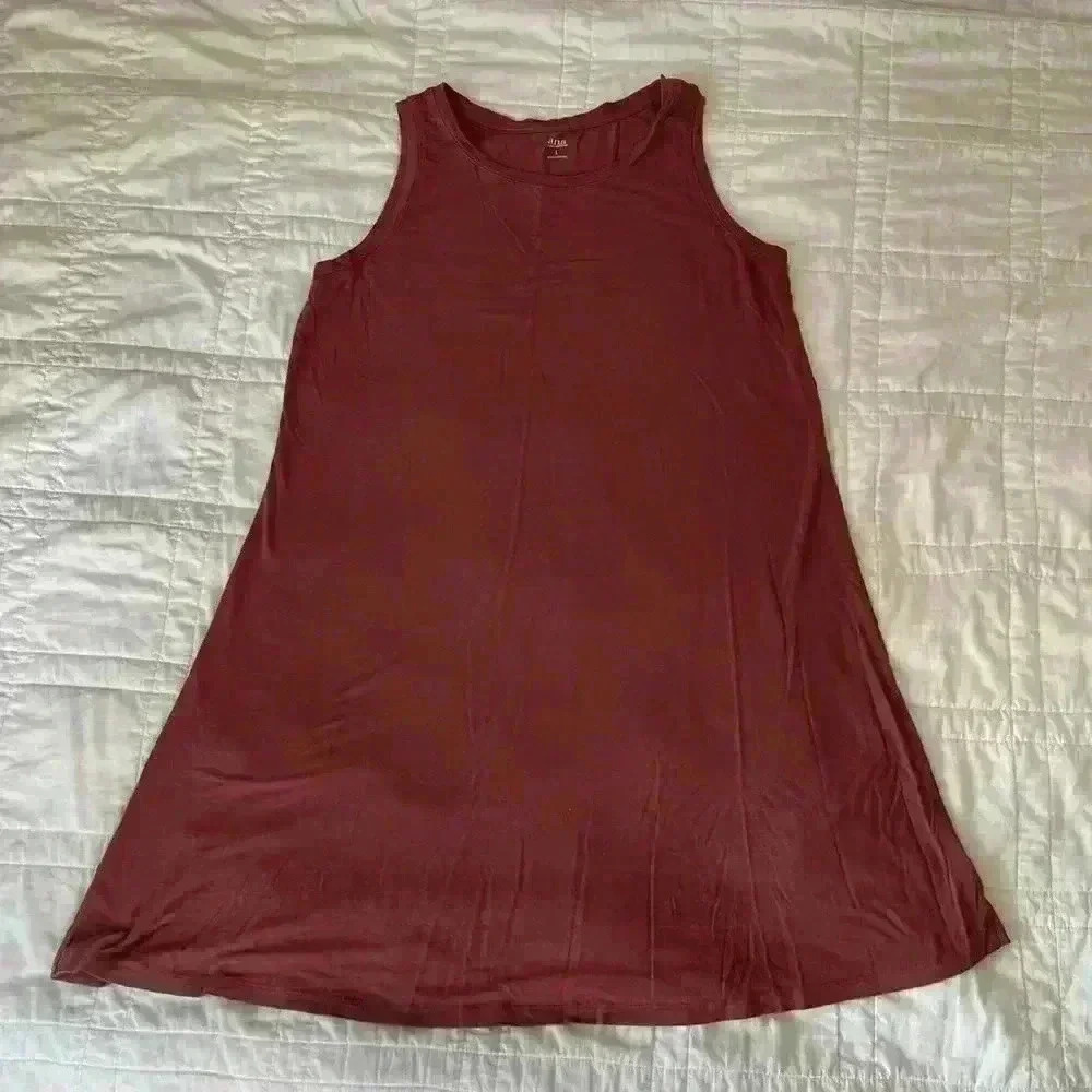 Flowy brown sleeveless dress by Ana. Large